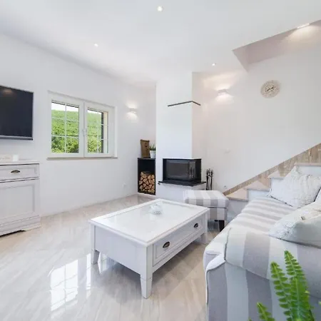 Argenta, - Cista Villa *