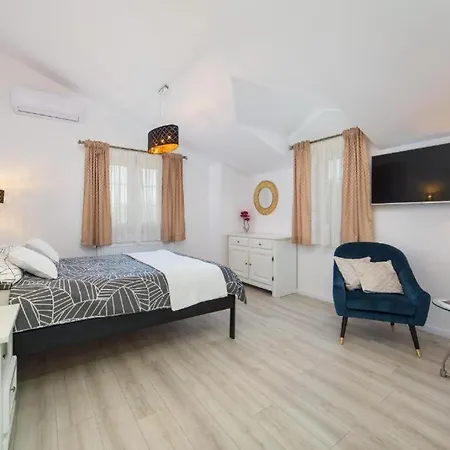 Argenta, - Cista Villa
